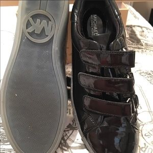 Mk authentic sneakers very good condition🔥🔥